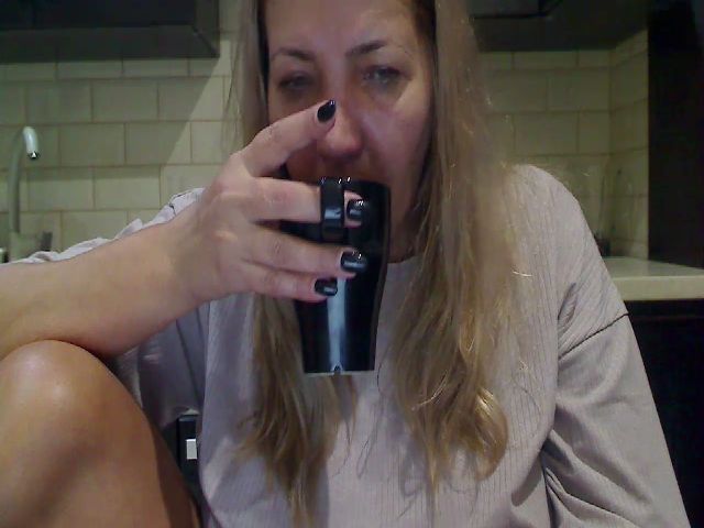 Live sex webcam photo for HeyHeyGrey #270912883