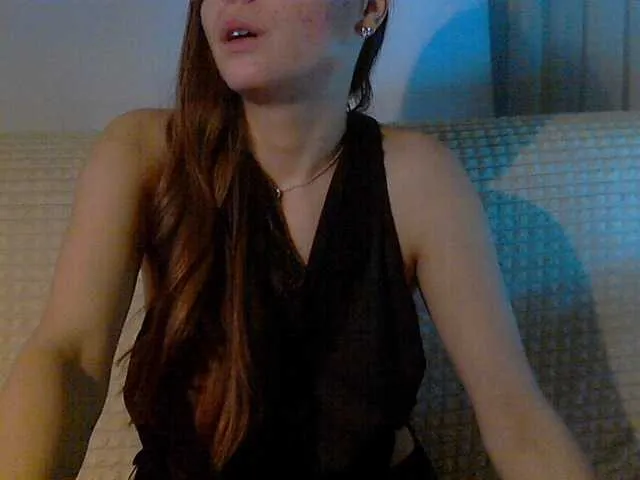 Live sex webcam photo for MalixaDool1 #270912314