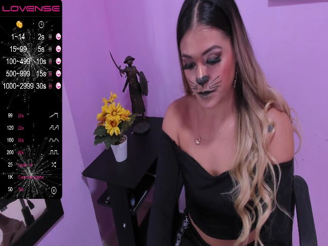 Live sex webcam photo for Samanta_evans #270927099