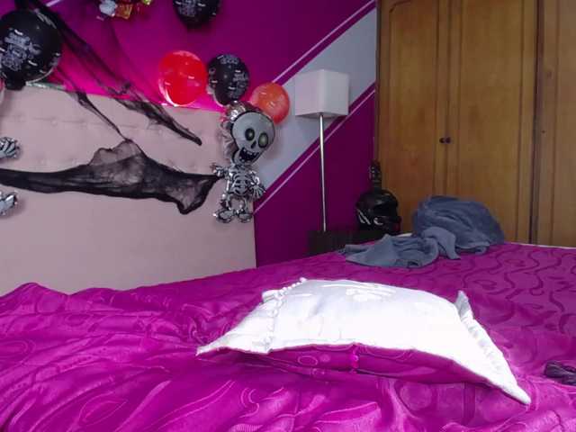 Live sex webcam photo for mia-ben #270911291