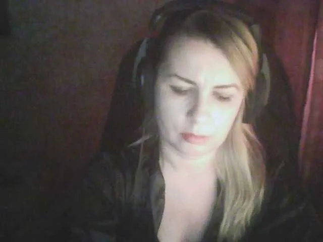 Live sex webcam photo for saden27 #270924663