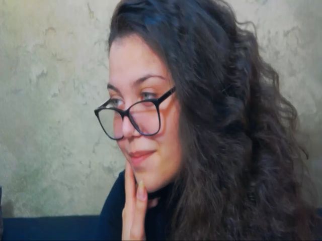 Live sex webcam photo for Leya_ice #270923193