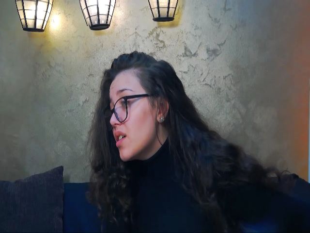 Live sex webcam photo for Leya_ice #270923732