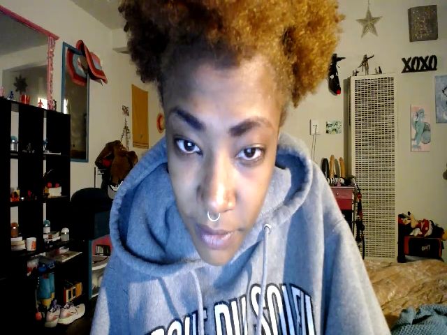 Live sex webcam photo for XMochaPuffX #270916664