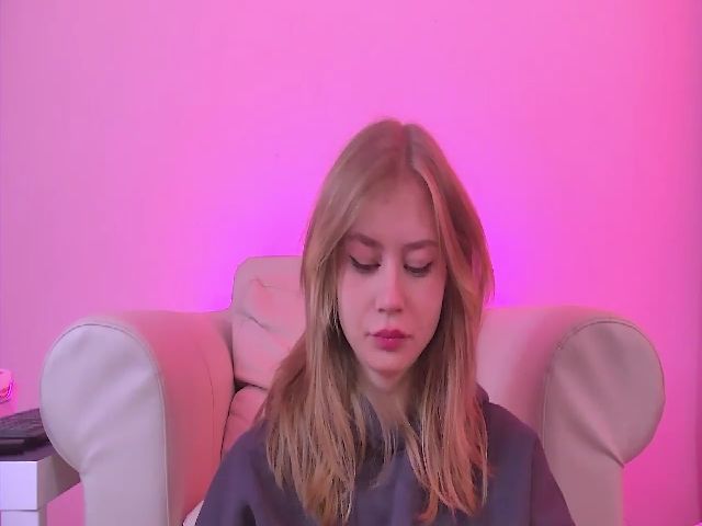 Live sex webcam photo for Judyfoxxx #270915189