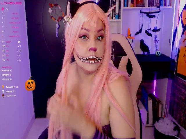 Live sex webcam photo for Clairebays_ #270911075