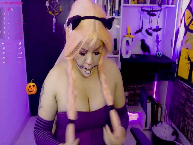 Live sex webcam photo for Clairebays_ #270913510