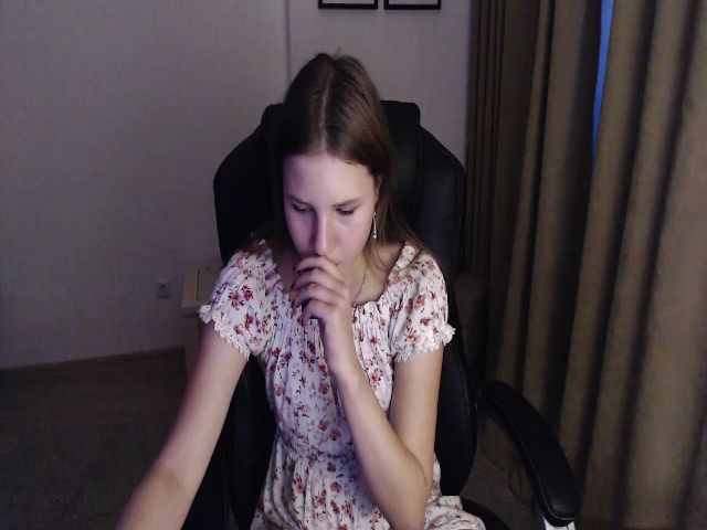 Live sex webcam photo for AngelaOwen #270921012