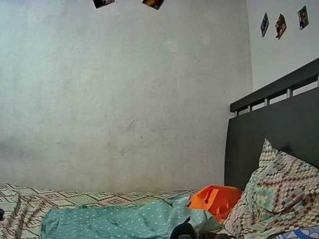 Live sex webcam photo for gordibuenasex #270925560