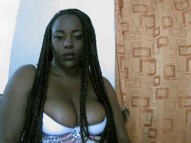 Live sex webcam photo for Courney #270912378