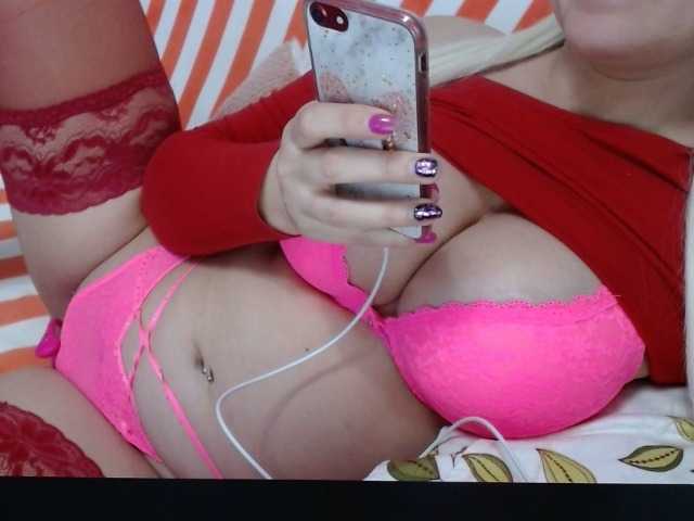 Live sex webcam photo for PrincessReyna #270943785