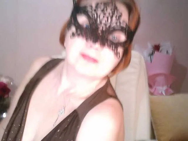 Live sex webcam photo for leeloofire #270938123