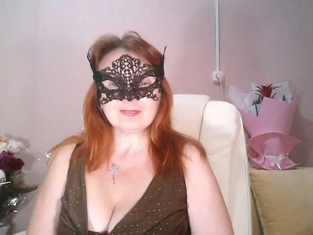 Live sex webcam photo for leeloofire #270943281
