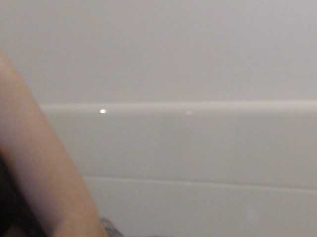 Live sex webcam photo for AnneAimee #270944282