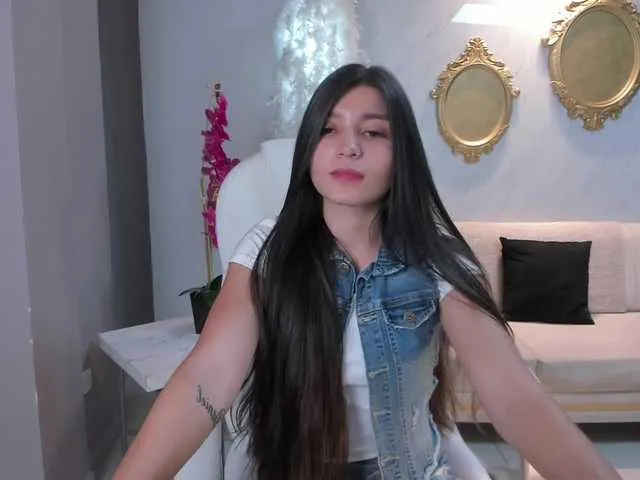 Live sex webcam photo for JessieJacobs #270930339