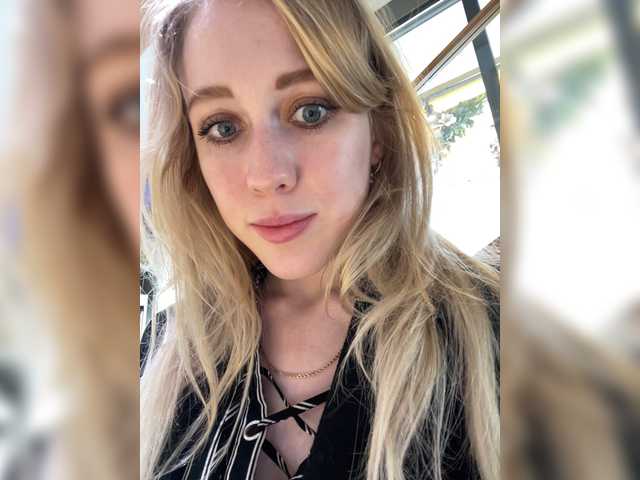 Live sex webcam photo for Likachkaa #270937977