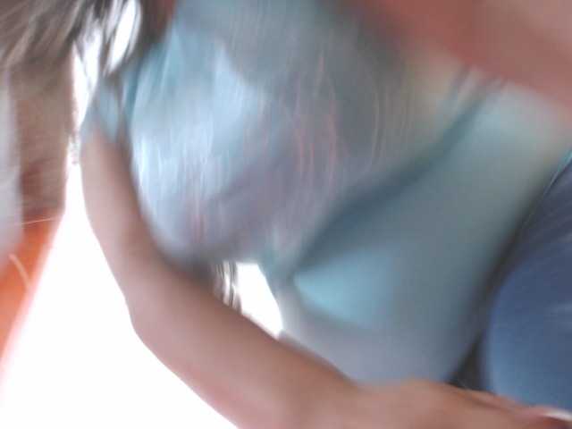 Live sex webcam photo for Rebecca28- #270930731