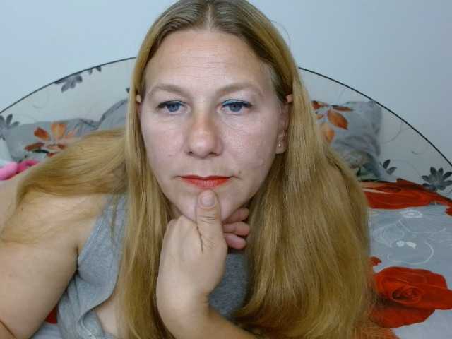 Live sex webcam photo for imola80 #270930466