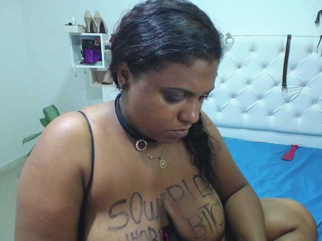 Live sex webcam photo for dirty-lady2 #270944522