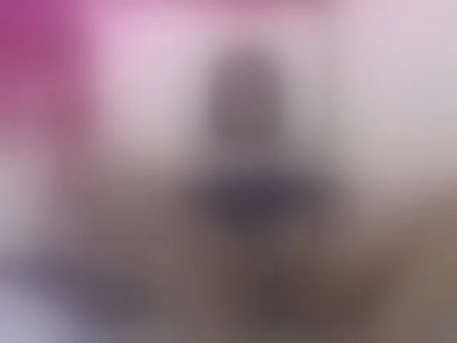 Live sex webcam photo for LunaXLopez #270930912