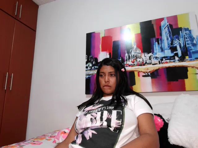 Live sex webcam photo for Sofiaparker1 #270930259