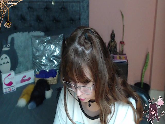 Live sex webcam photo for lo_saylor6 #270946455