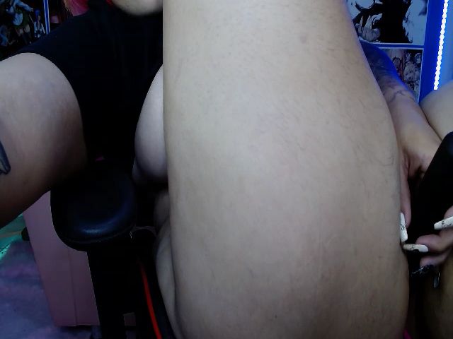 Live sex webcam photo for Kimmy_Vampire #270946446