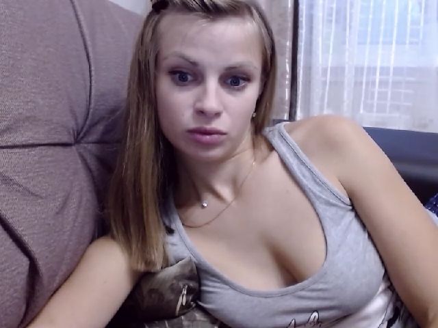 Live sex webcam photo for AndreaBlondy #270940262