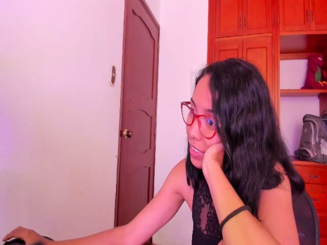 Live sex webcam photo for CHANEL_FOXY #270945343