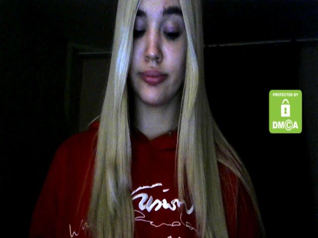 Live sex webcam photo for MyyDream #270945357