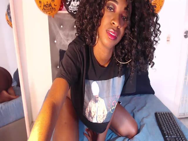 Live sex webcam photo for Spicysweet96 #270945093