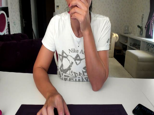 Live sex webcam photo for IamHayfa #270940606