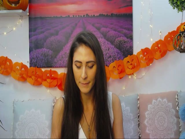 Live sex webcam photo for MaraW #270940672