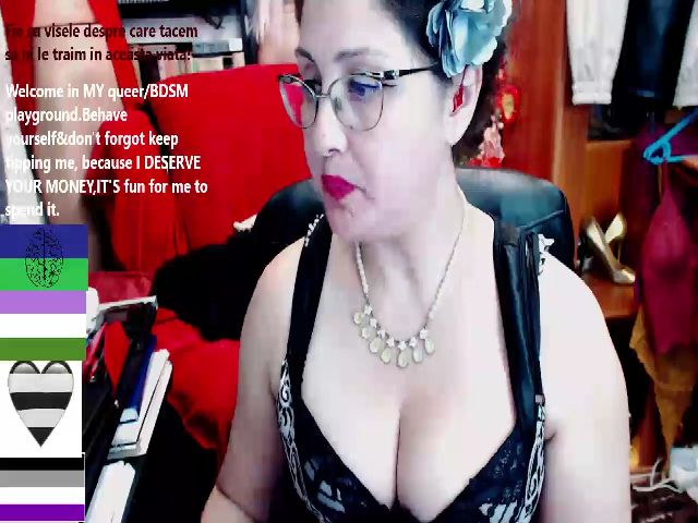 Live sex webcam photo for ImperatrizaS #270947493