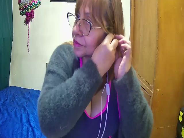 Live sex webcam photo for Tatixxx_ #270931661