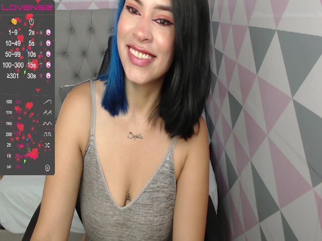 Live sex webcam photo for Anny_20_ #270940415