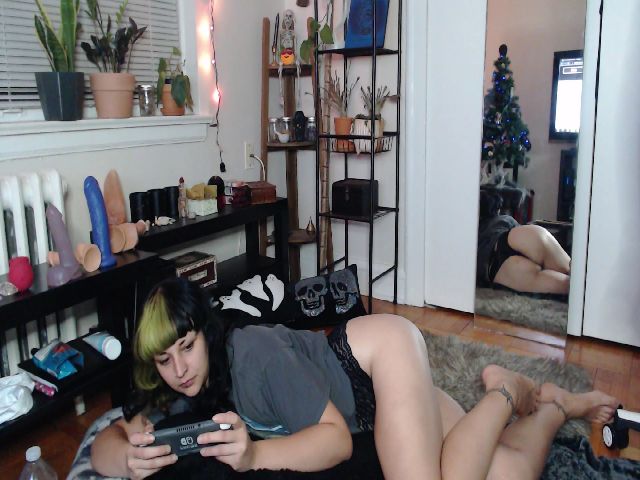 Live sex webcam photo for YourDruidess #270937588