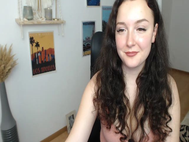 Live sex webcam photo for GloriaSparks #270937864
