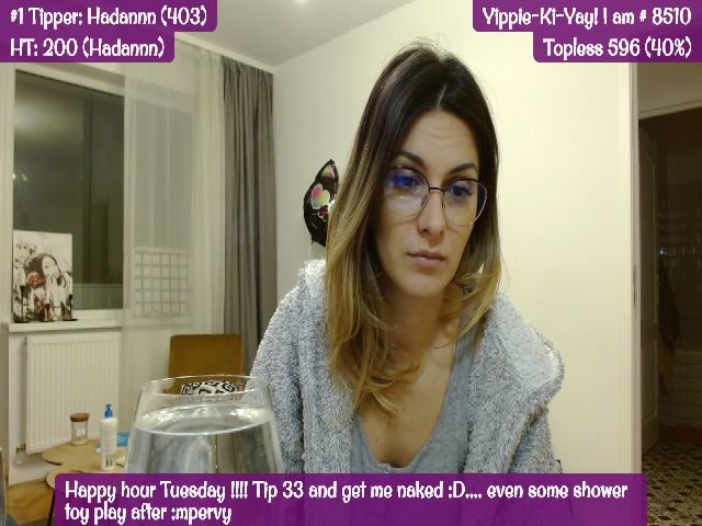 Live sex webcam photo for IgotCookies #270933378