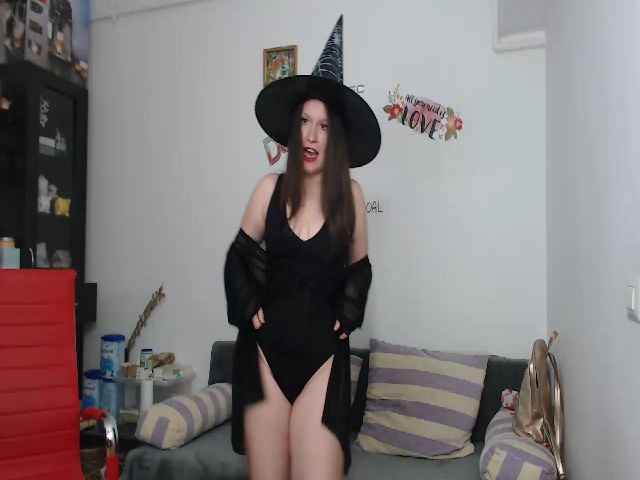 Live sex webcam photo for Barb__ #270946411