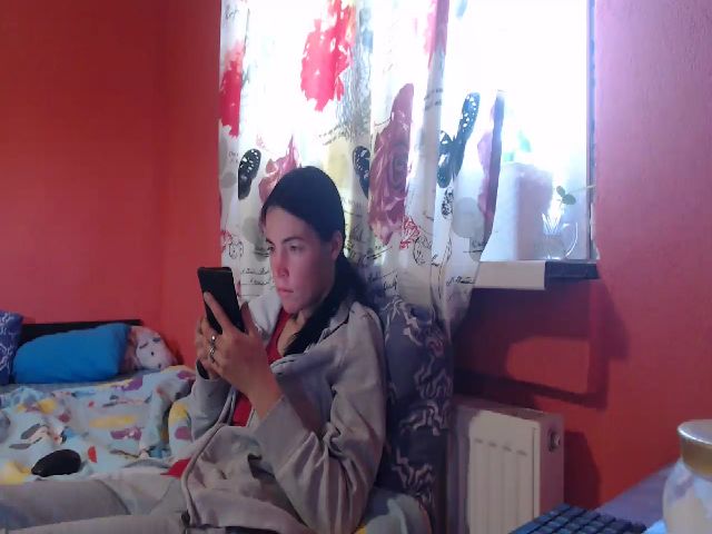 Live sex webcam photo for HOT_JULLYXXX #270940349