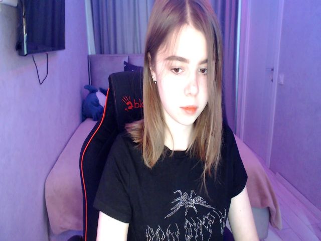 Live sex webcam photo for TriplePrinces #270934142