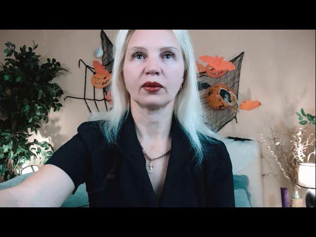 Live sex webcam photo for RoseHope #270945613