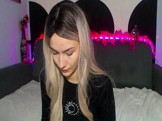 Live sex webcam photo for Kacey_K #270939837