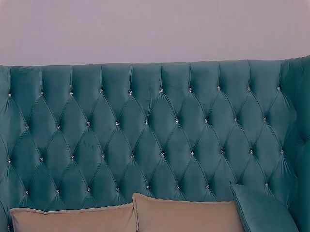 Live sex webcam photo for PetiteBerry #270936400