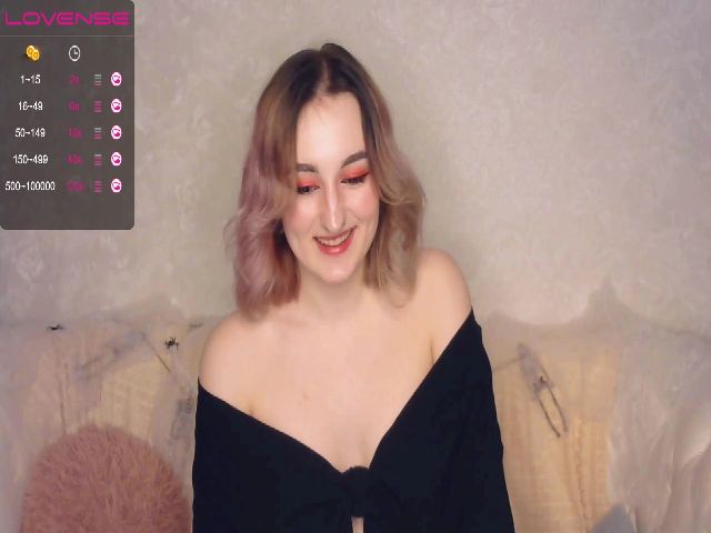 Live sex webcam photo for Your_Adelia_ #270943033