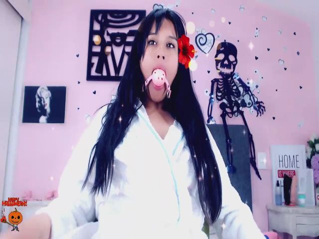 Live sex webcam photo for lauren_saray #270935886
