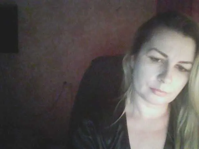 Live sex webcam photo for saden27 #270943313