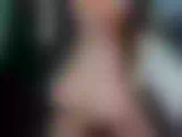 Live sex webcam photo for AliceMilleer #270935498