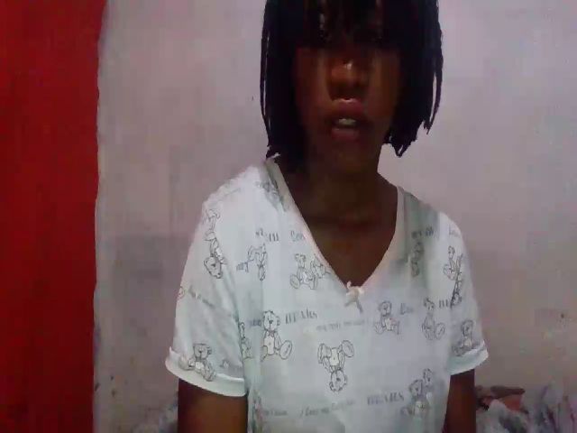 Live sex webcam photo for Blqdiamond #270932621